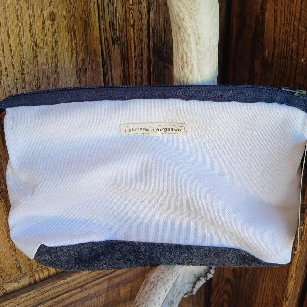 Alexandra Ferguson BAG Make-Up Bag Pouch Clutch NEW Zip Eco-Friendly